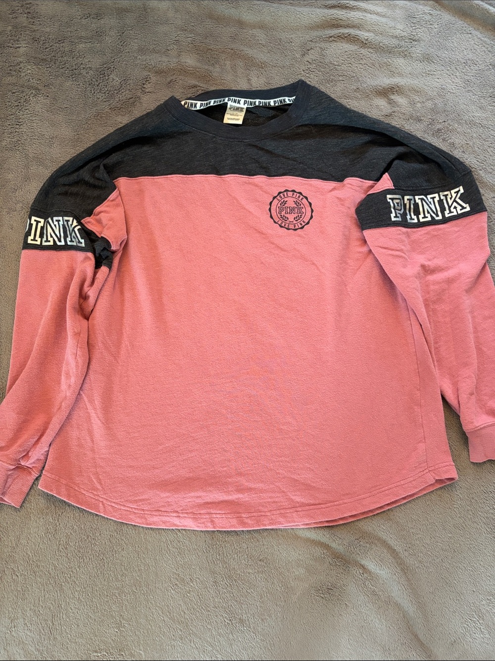 PINK Victoria's Secret Pink and Black Colorblock Long Sleeve Pullover Tee